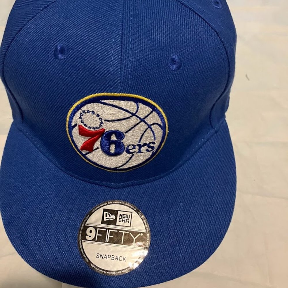Philadelphia 76ers Snapback Cap